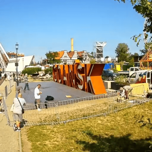 Corten-Stahl-Inschrift „Gdańsk“